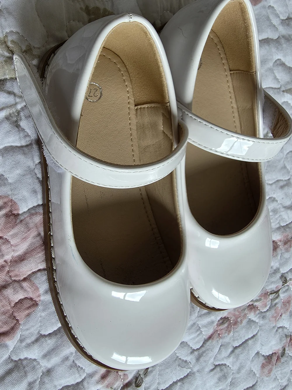N/A classic white